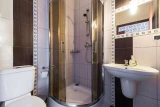Проживание в семье Noclegi Komfort Люблин Двухместный номер с 2 отдельными кроватями и собственной ванной комнатой-5